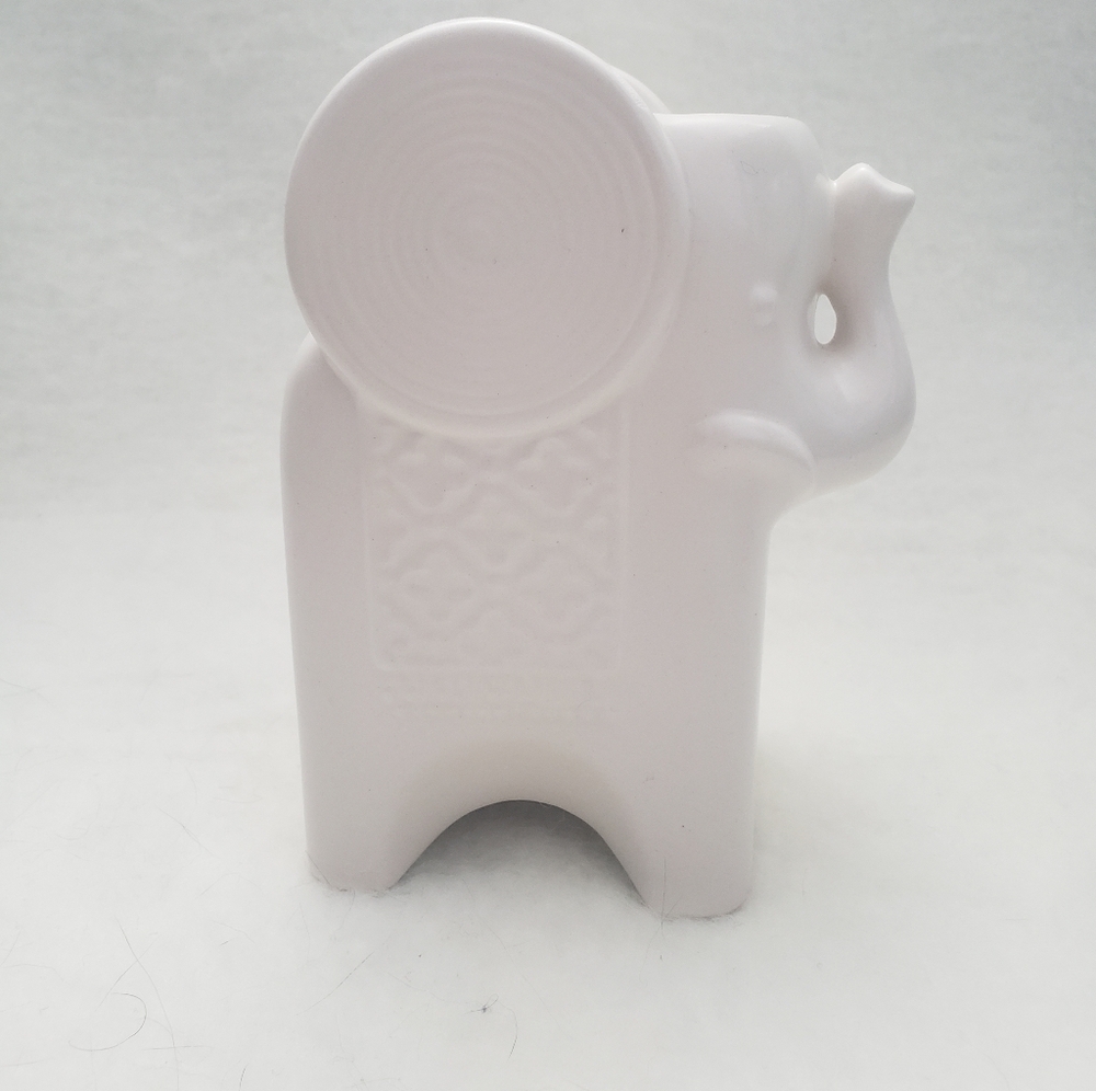 Jonathan Adler Partylite Candle Holder Ceramic Elephant Tealight White TINY CHIP
